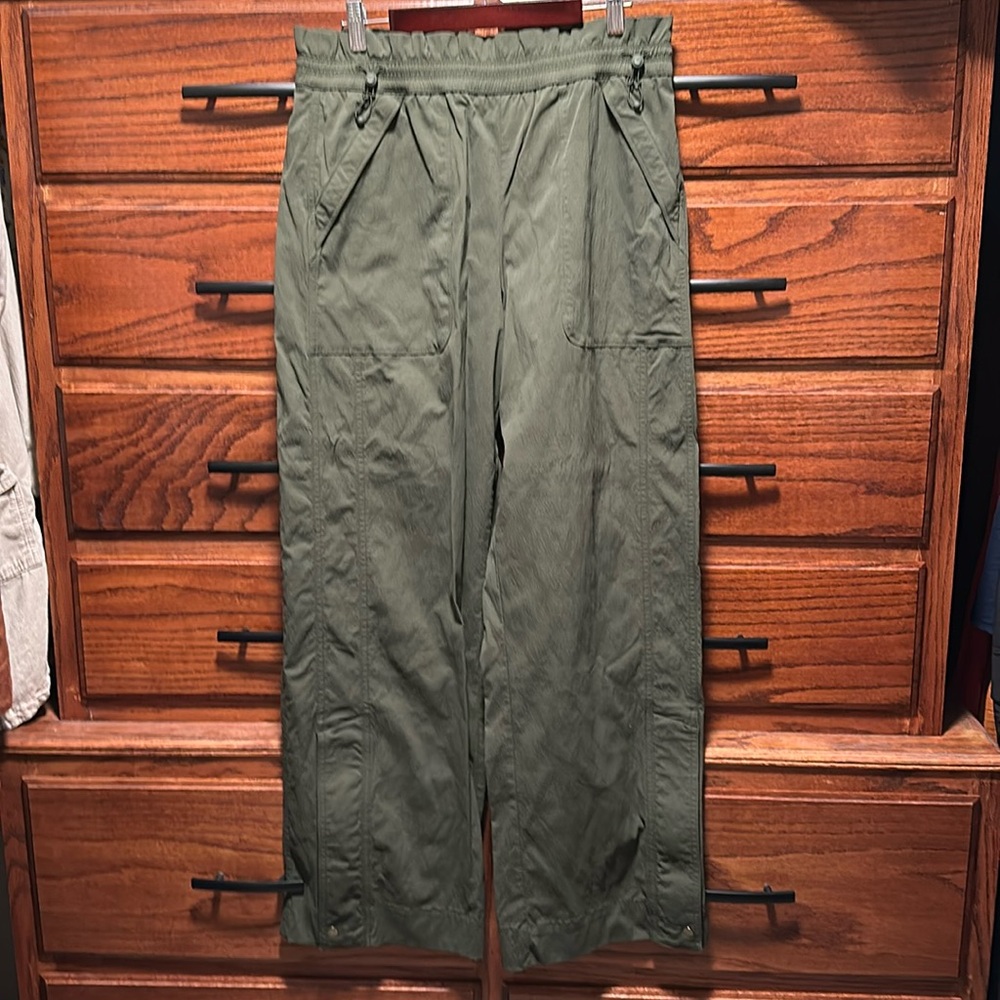 Athleta Trekkie Parachute Pant